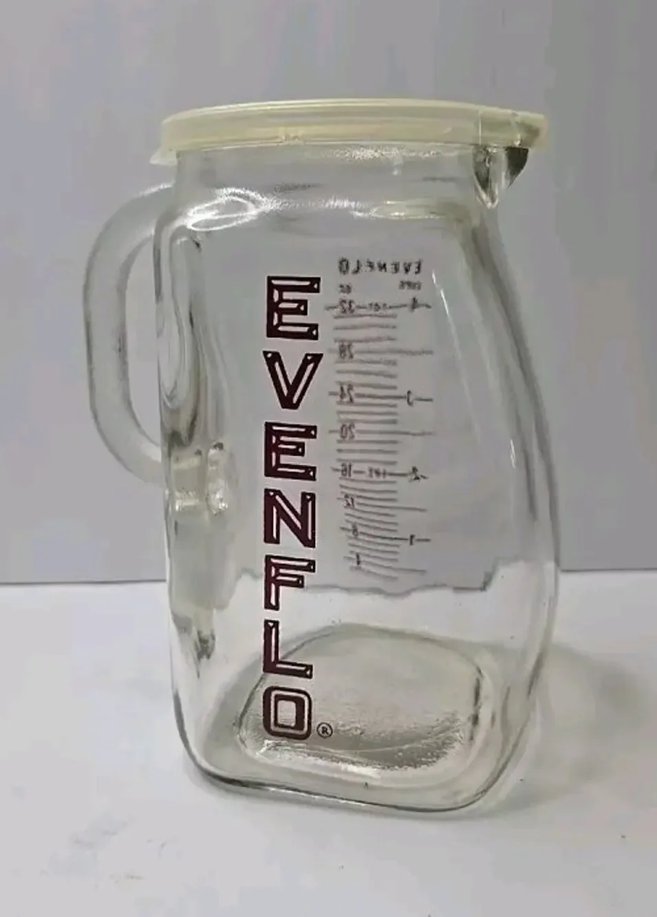 Vintage Evenflo Glass Baby Formula Milk Jug Measuring Pitcher 4 Cup WITH LID